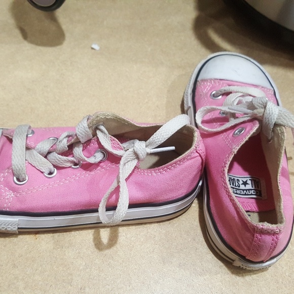 Pink Converse - Picture 4 of 4